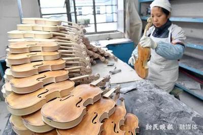 泰興黃橋:琴韻小鎮(zhèn)奏響世界強(qiáng)音 | 長(zhǎng)三角新奮進(jìn)